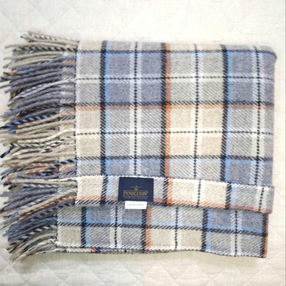 NWOT Pendleton PEARL PLAID, 100% Virgin Wool / Laine Throw Blanket